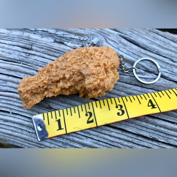 2/$10 Funny Whimsical Novelty Chicken Leg Wing Size Fried Chicken Keychain - Picture 5 of 6